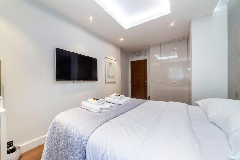 Chic Modern 1bdr Between Battersea And Chelsea Apartament *