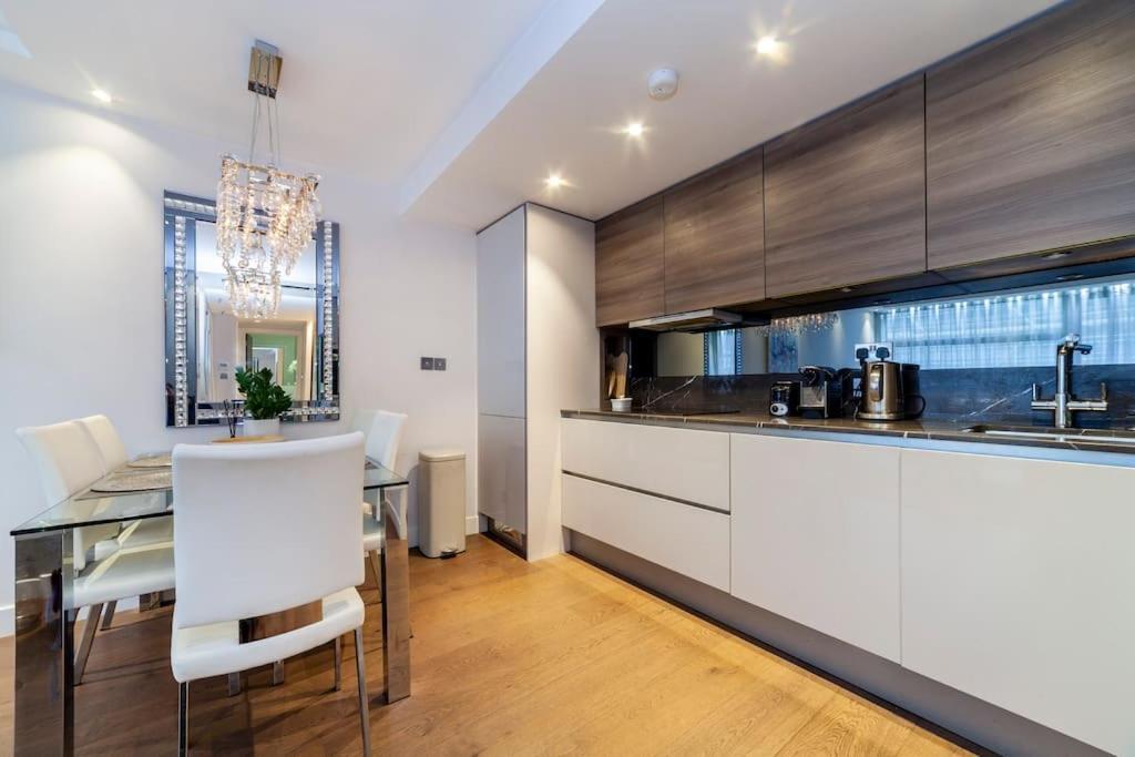 Chic Modern 1bdr Between Battersea And Chelsea Apartament